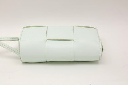 BOTTEGA VENETA Maxi Intrecciato Mini Cassette Body Bucket Shoulder Bag