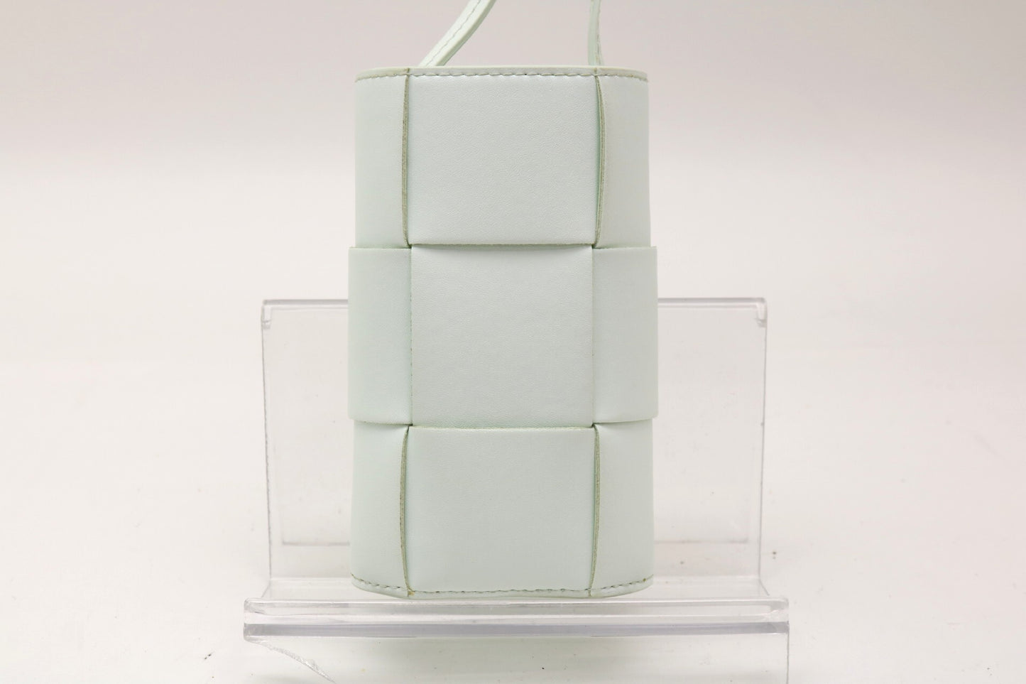 BOTTEGA VENETA Maxi Intrecciato Mini Cassette Body Bucket Shoulder Bag