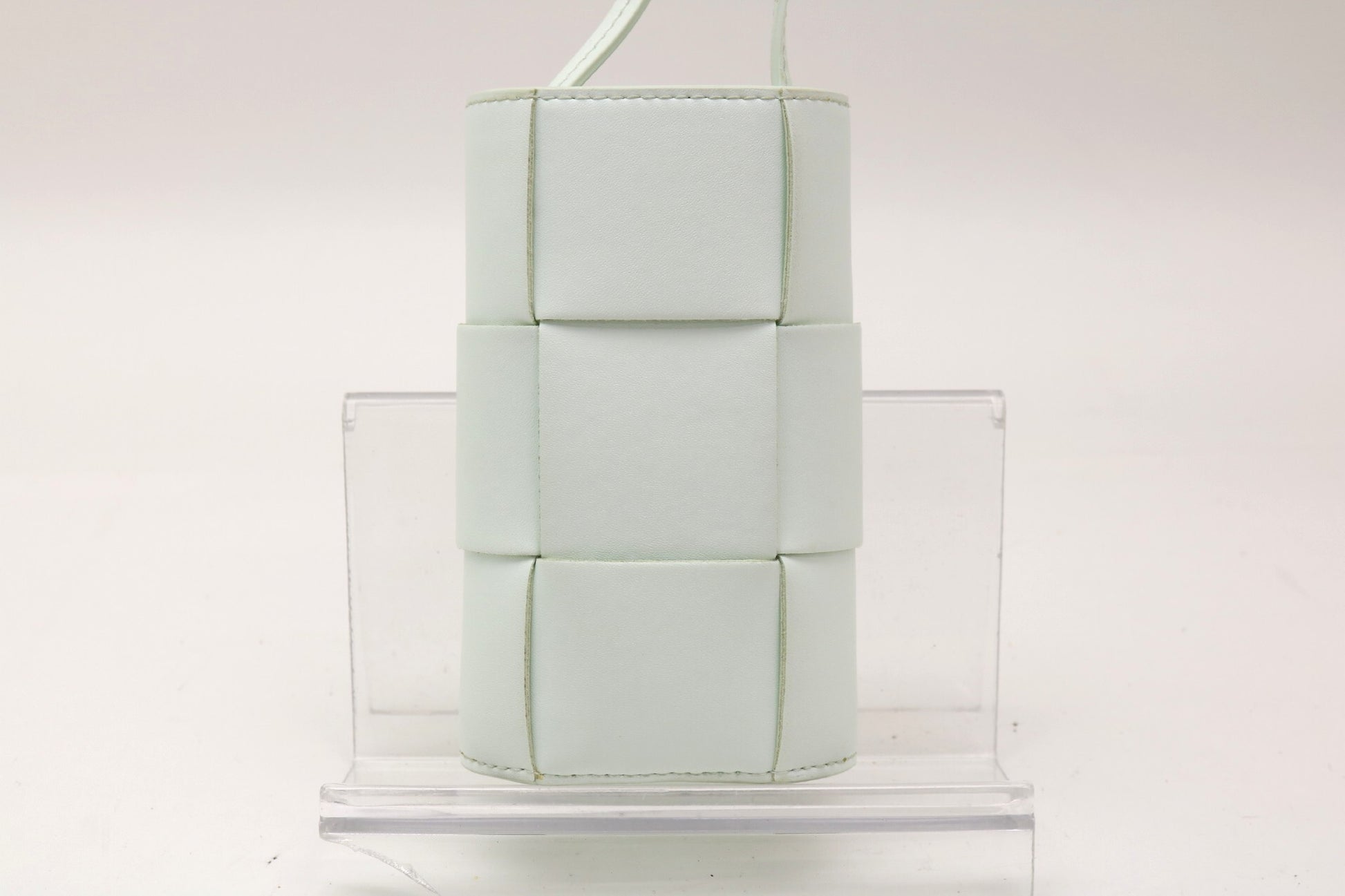 BOTTEGA VENETA Maxi Intrecciato Mini Cassette Body Bucket Shoulder Bag