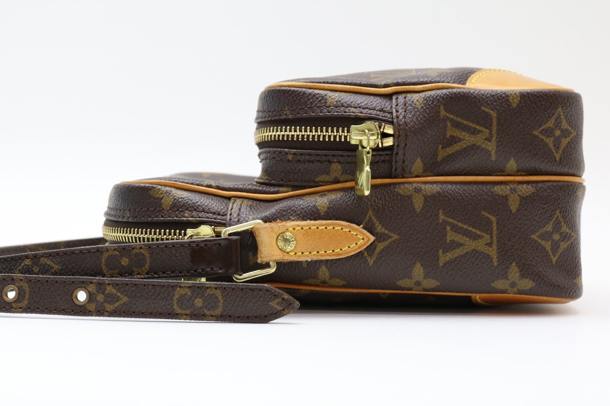 LOUIS VUITTON Monogram Amazon Shoulder Bag