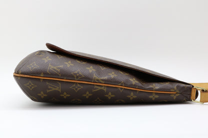 LOUIS VUITTON Musette Shoulder Bag