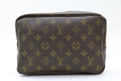 LOUIS VUITTON Monogram True Toilet 23 Pouch