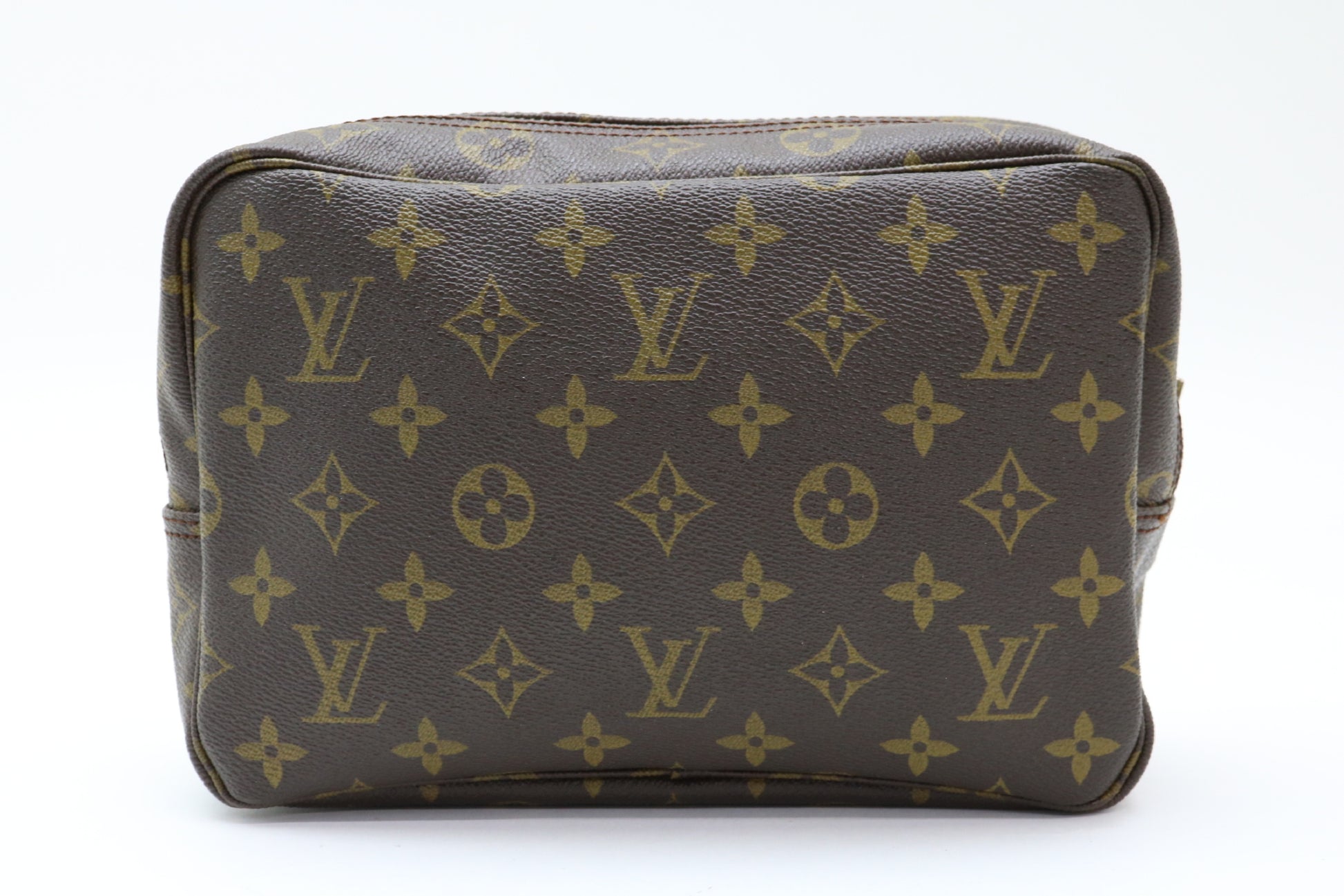 LOUIS VUITTON Monogram True Toilet 23 Pouch
