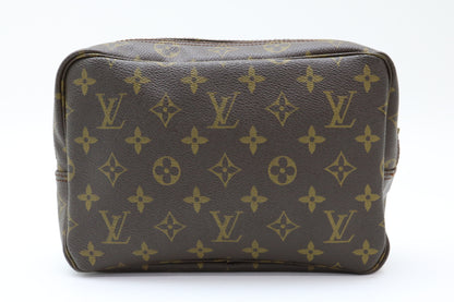 LOUIS VUITTON Monogram True Toilet 23 Pouch