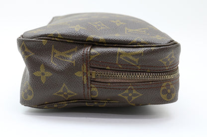 LOUIS VUITTON Monogram True Toilet 23 Pouch