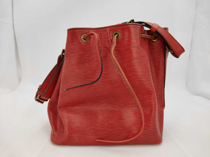 LOUIS VUITTON Epi Noe Shoulder Bag