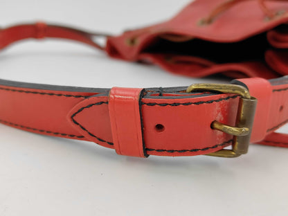 LOUIS VUITTON Epi Noe Shoulder Bag