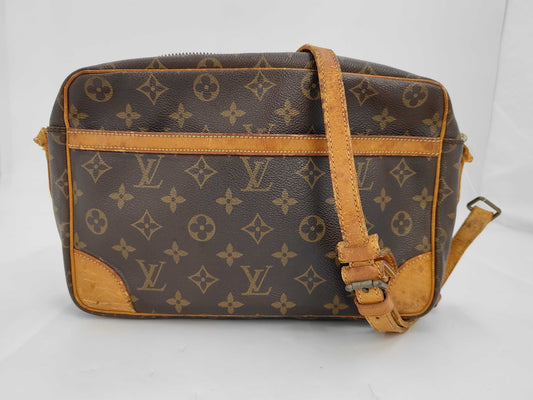 LOUIS VUITTON Monogram Trocadero Shoulder Bag