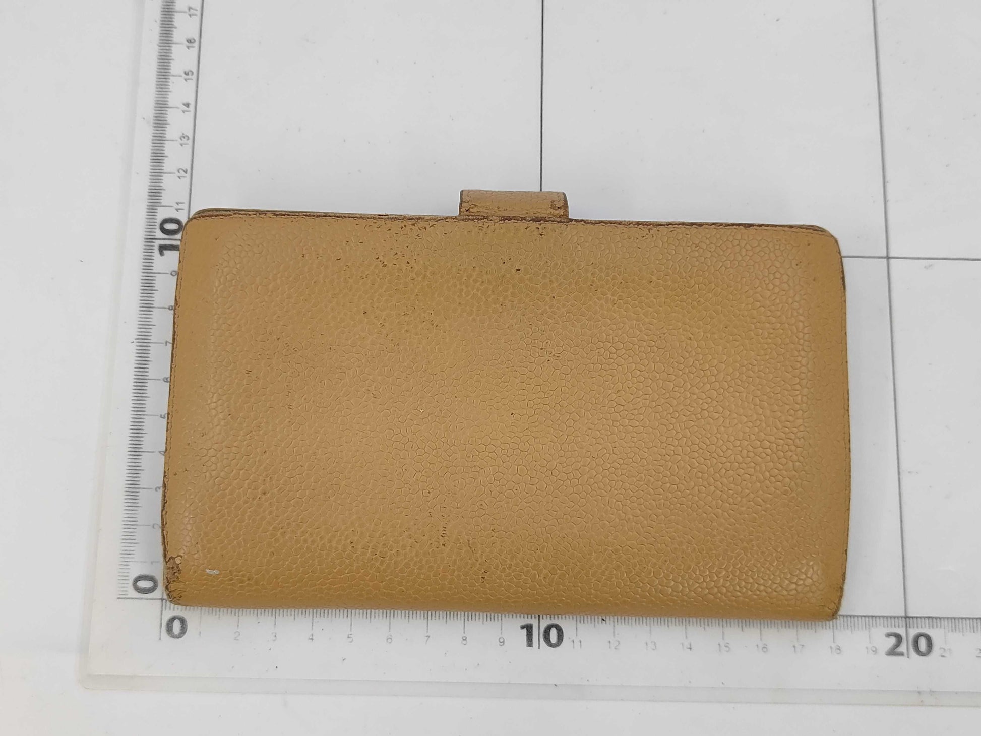 CHANEL Caviar Leather Bi-Fold Clasp Long Wallet