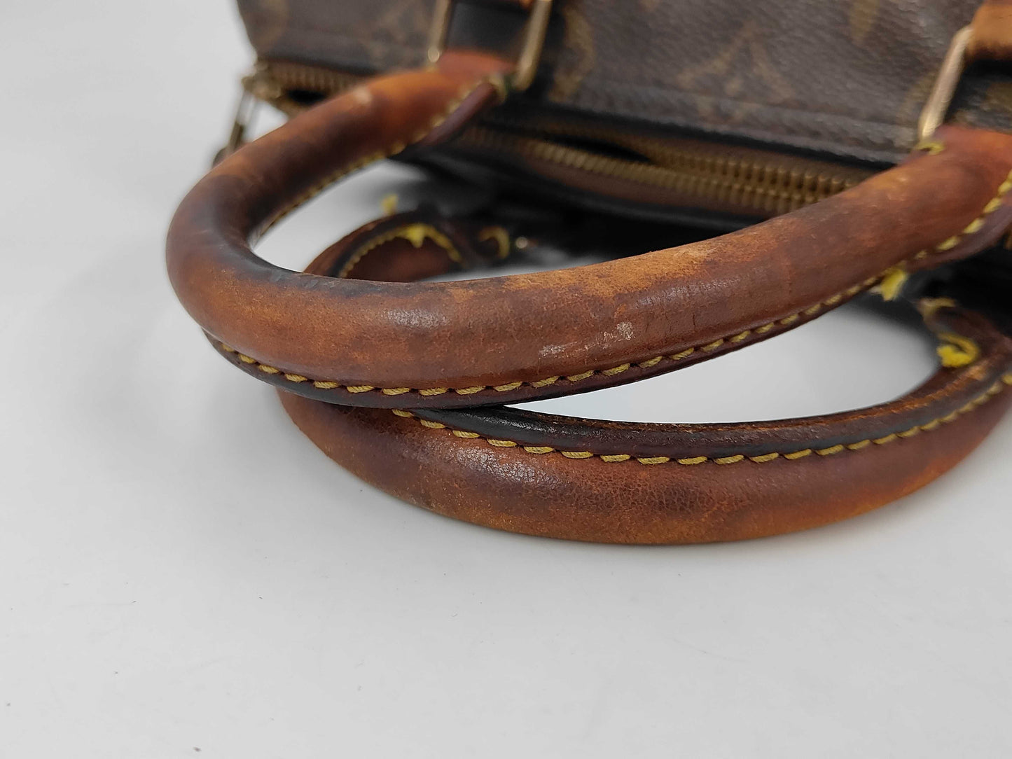 LOUIS VUITTON Monogram Speedy 25 Handbag