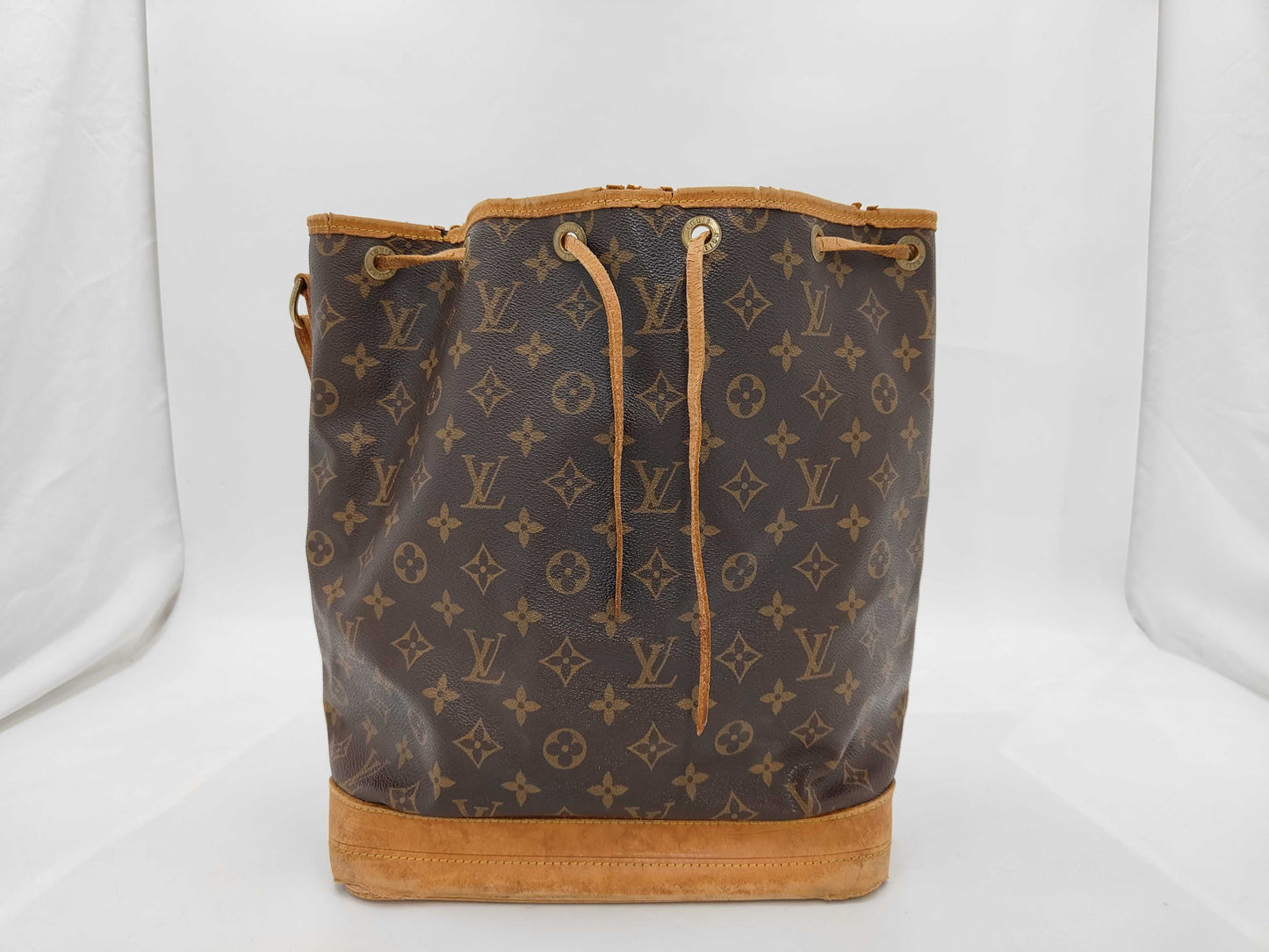 LOUIS VUITTON Monogram Petit Noe M42226 Shoulder Bag