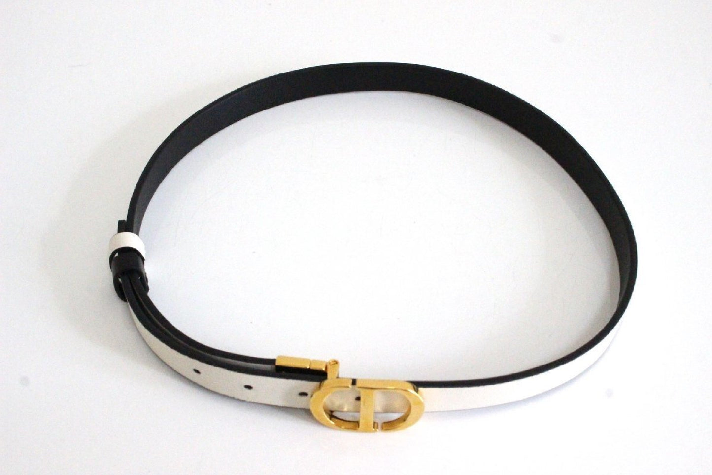 Dior Christian Dior 30 MONTAIGNE Reversible Belt for Women, 71cm-81cm, 5-Hole Belt