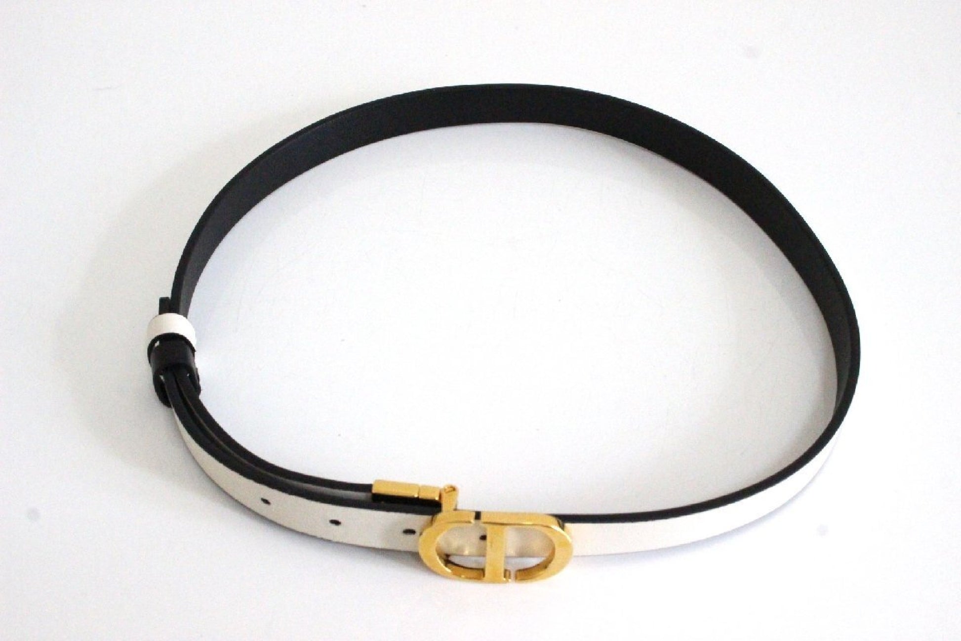 Dior Christian Dior 30 MONTAIGNE Reversible Belt for Women, 71cm-81cm, 5-Hole Belt