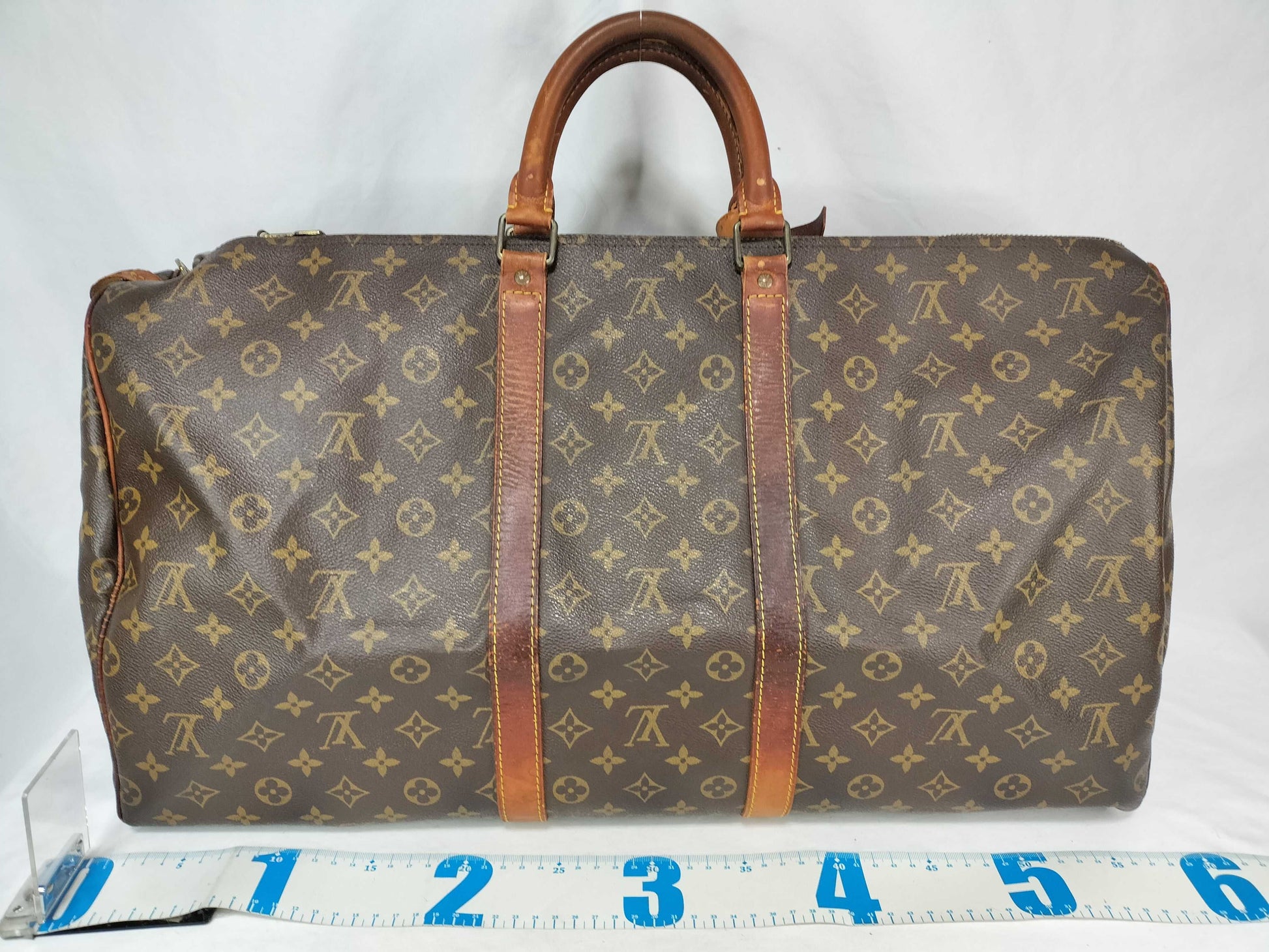 LOUIS VUITTON Monogram Louis Vuitton Monogram Keepall 55 Boston Bag