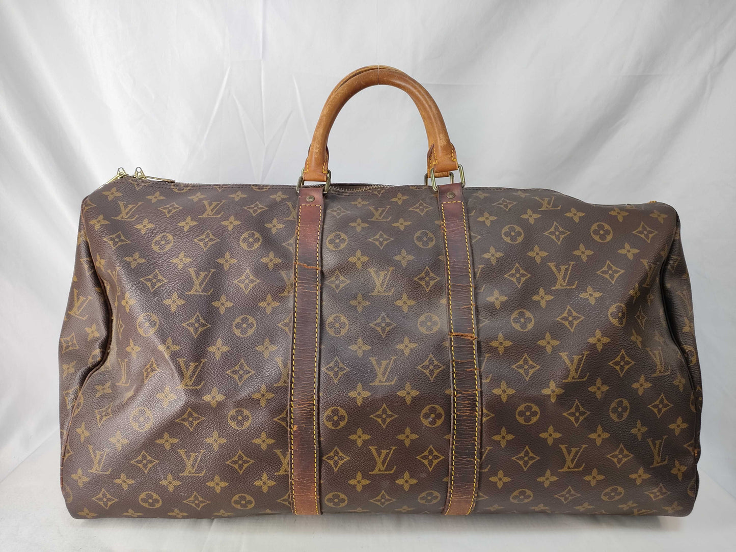 LOUIS VUITTON Monogram Louis Vuitton Monogram Keepall 55 Boston Bag