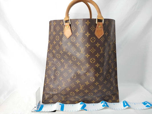 LOUIS VUITTON Monogram Sac Plat Handbag