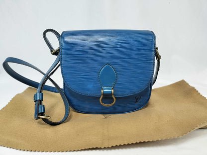 LOUIS VUITTON Epi Louis Vuitton Cinclair Epi Shoulder Bag