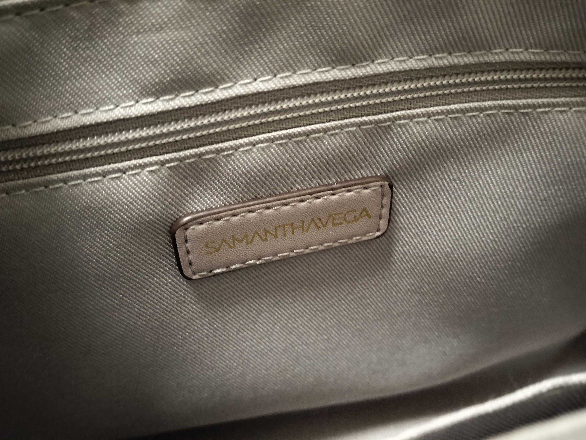 Samantha Vega 2-Piece Bag Set Handbag