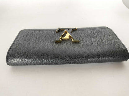 LOUIS VUITTON Monogram Portefeuille Capucines Wallet
