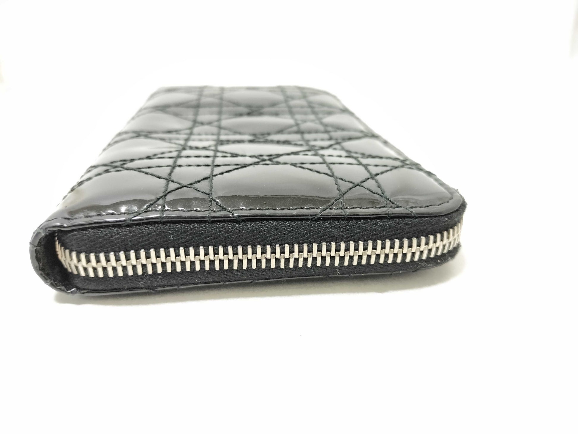 Dior Lady Dior Canage Round Wallet Enamel Wallet