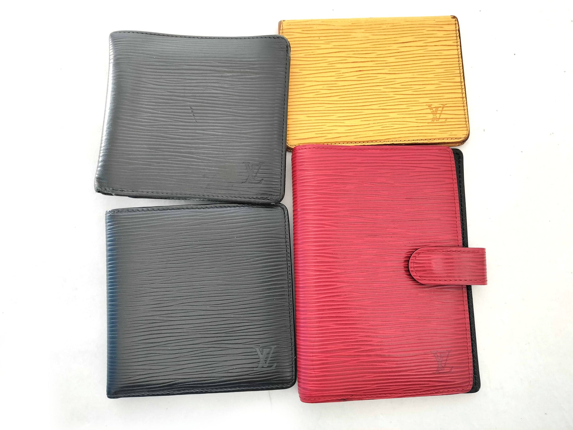 LOUIS VUITTON Epi Wallet/Pass Case/4-Piece Set
