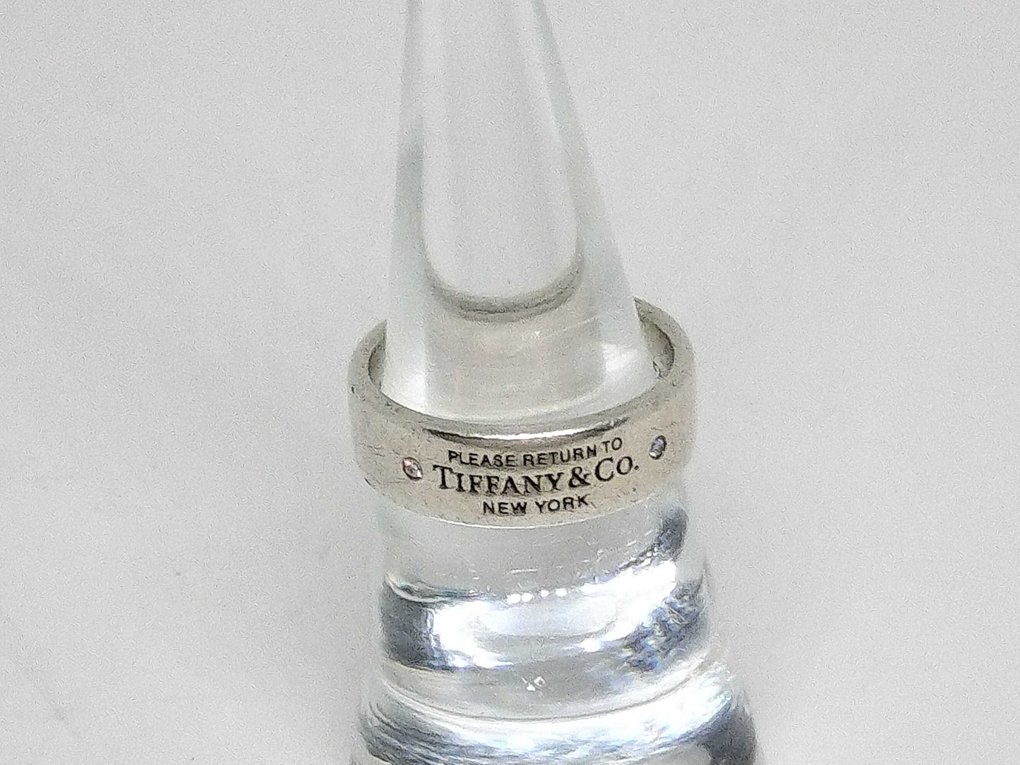 Tiffany & Co. Return to Tiffany Tiffany Return to Narrow Ring