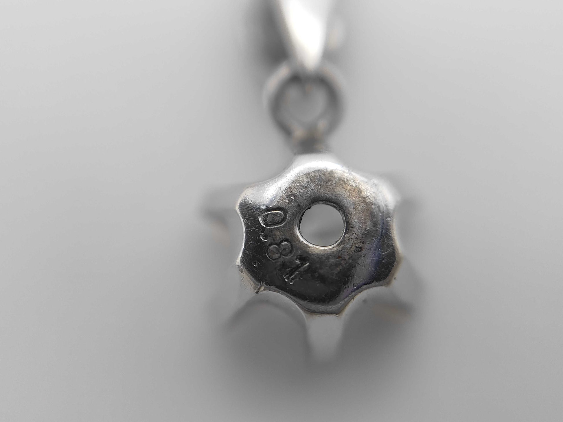 Transparent Stone Pt650/K13 3.0g Necklace 