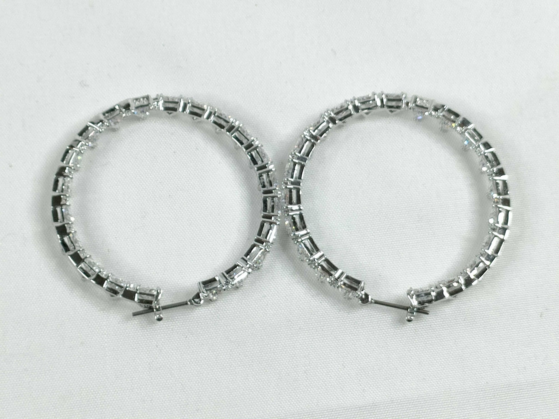 SWAROVSKI Rhinestone Circle Earrings, Metal, 8.8g