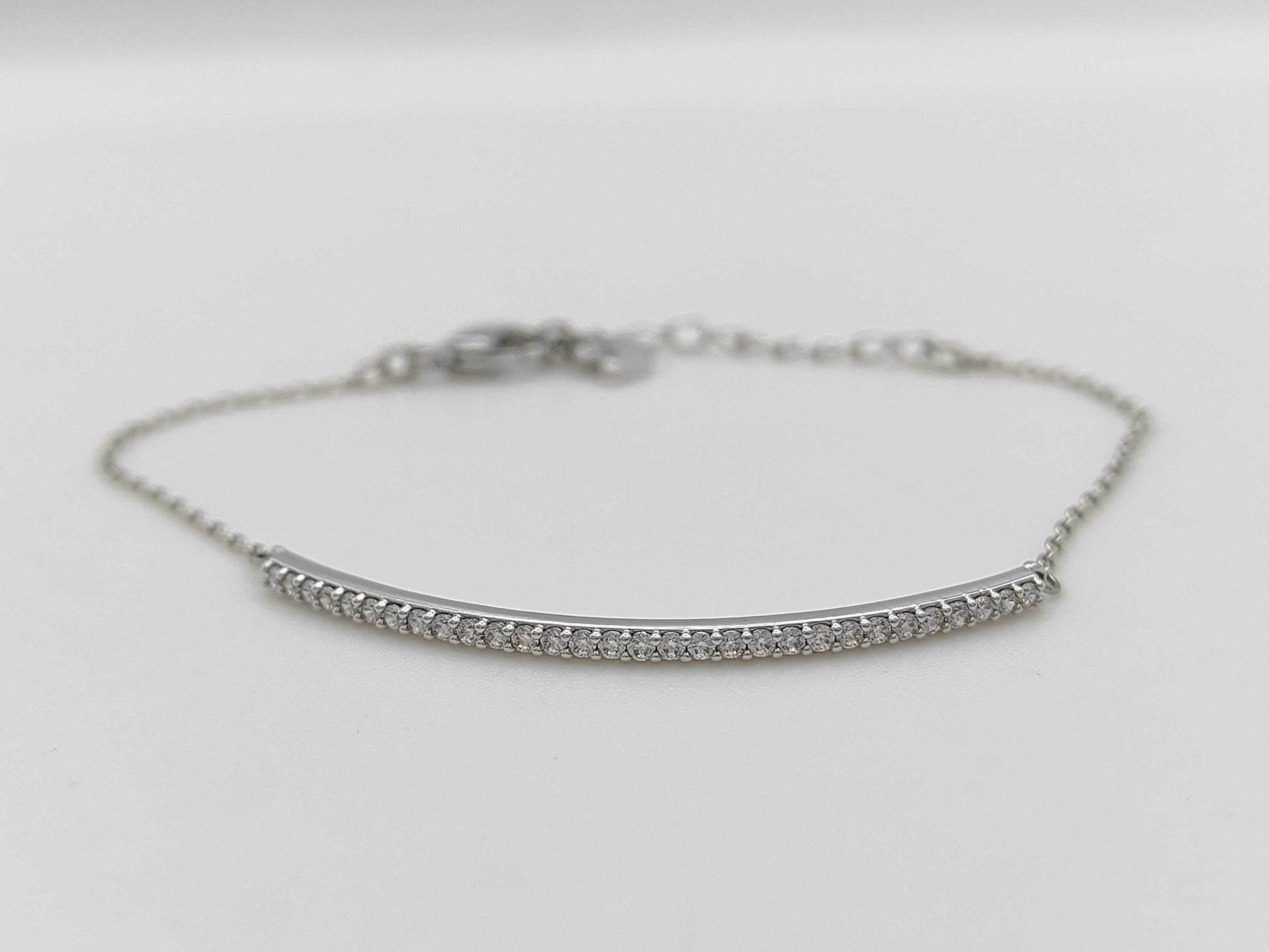 SWAROVSKI Rhinestone Bracelet, Metal, 2.7g, 20cm, Box Included.