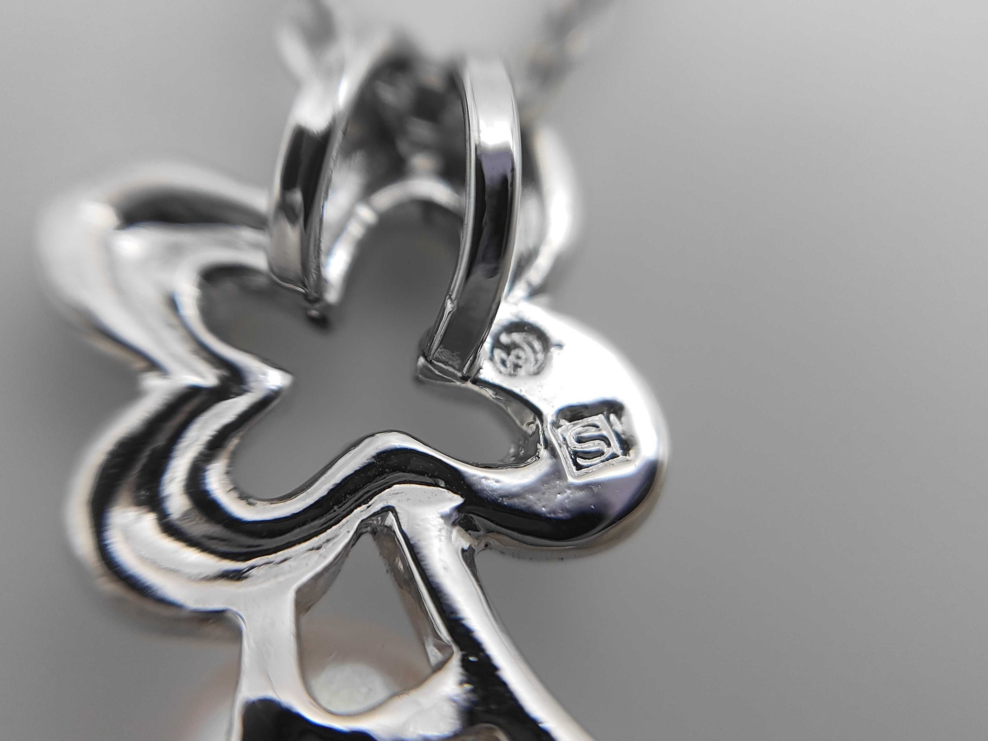 TASAKI Pearl Necklace, approx. 5.5mm diameter, 3.7g, Sterling Silver 