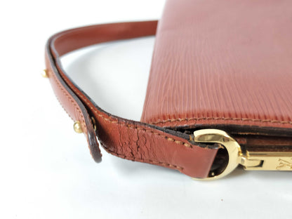 LOUIS VUITTON Epi Free Run Shoulder Bag