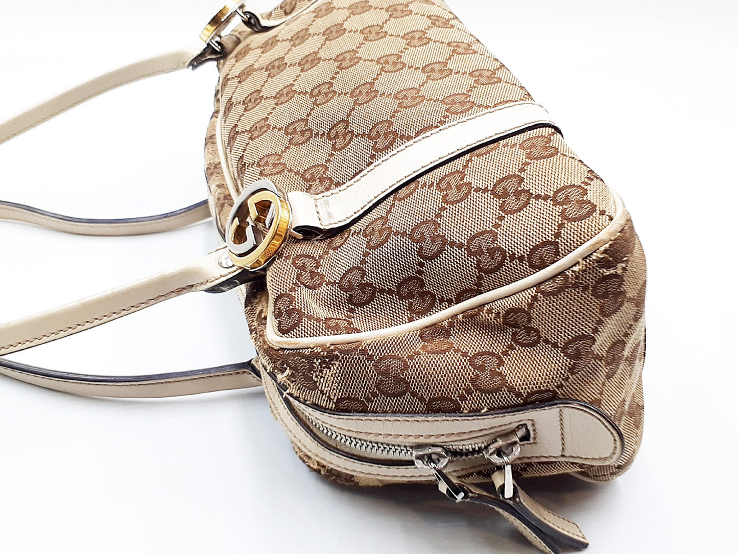 GUCCI 4-piece set: GG canvas, Interlocking G leather tote, and leather shoulder bag