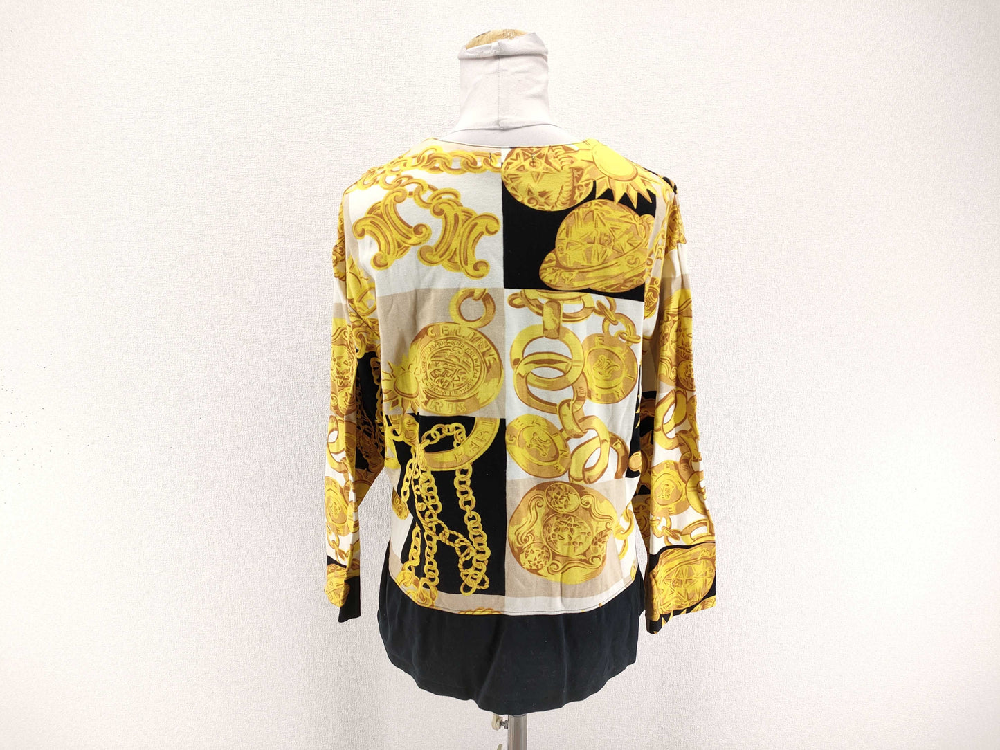 CELINE Triomphe Gold Pattern CELINE Cardigan Triomphe Design Top