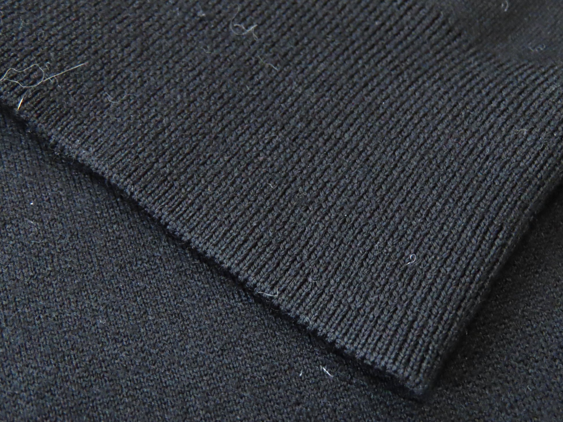 BURBERRY Men's Horseferry Black Knit Sweater, Horseferry Tops