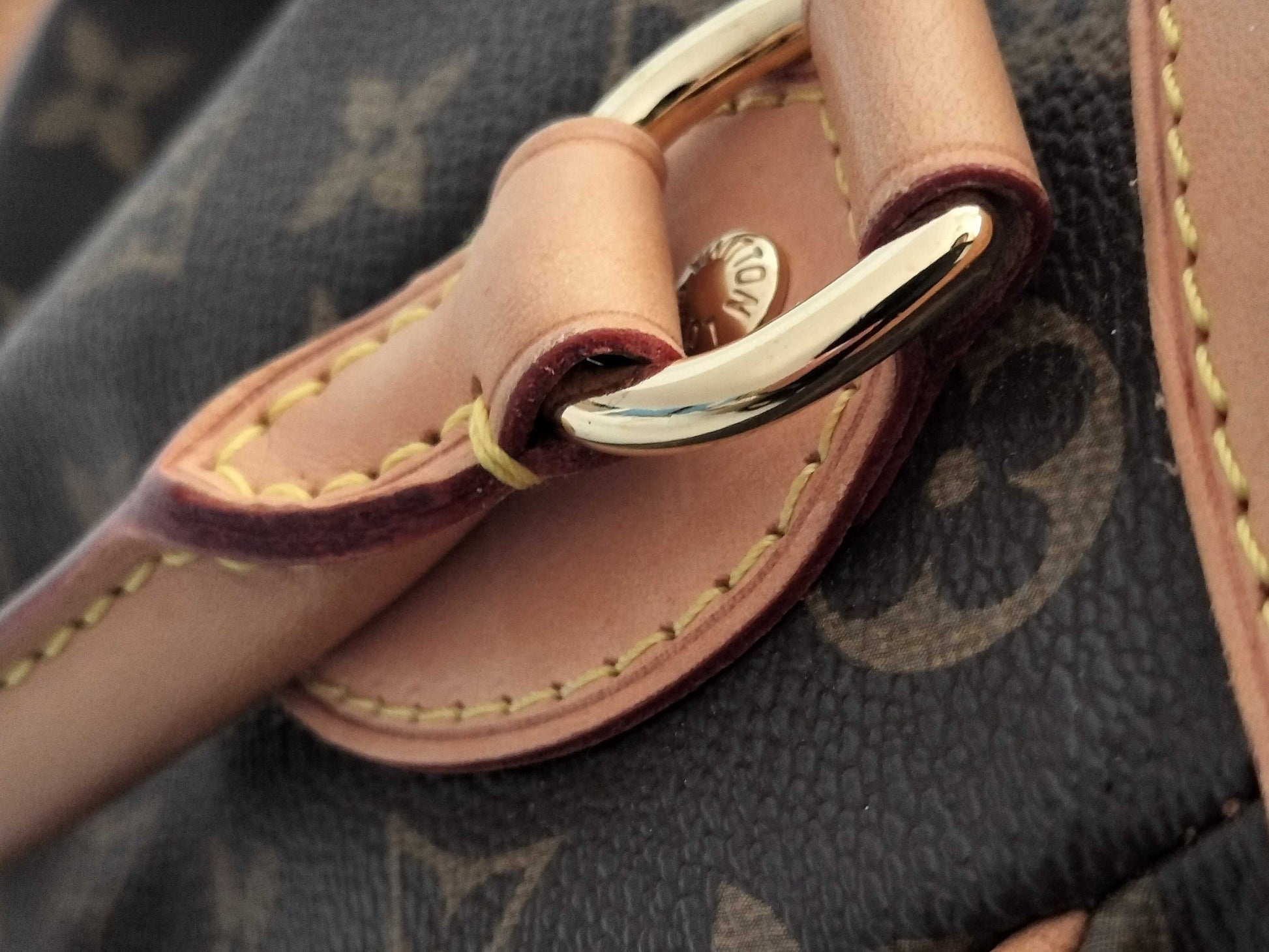 LOUIS VUITTON Monogram LOUIS VUITTON Tivoli PM Monogram Handbag