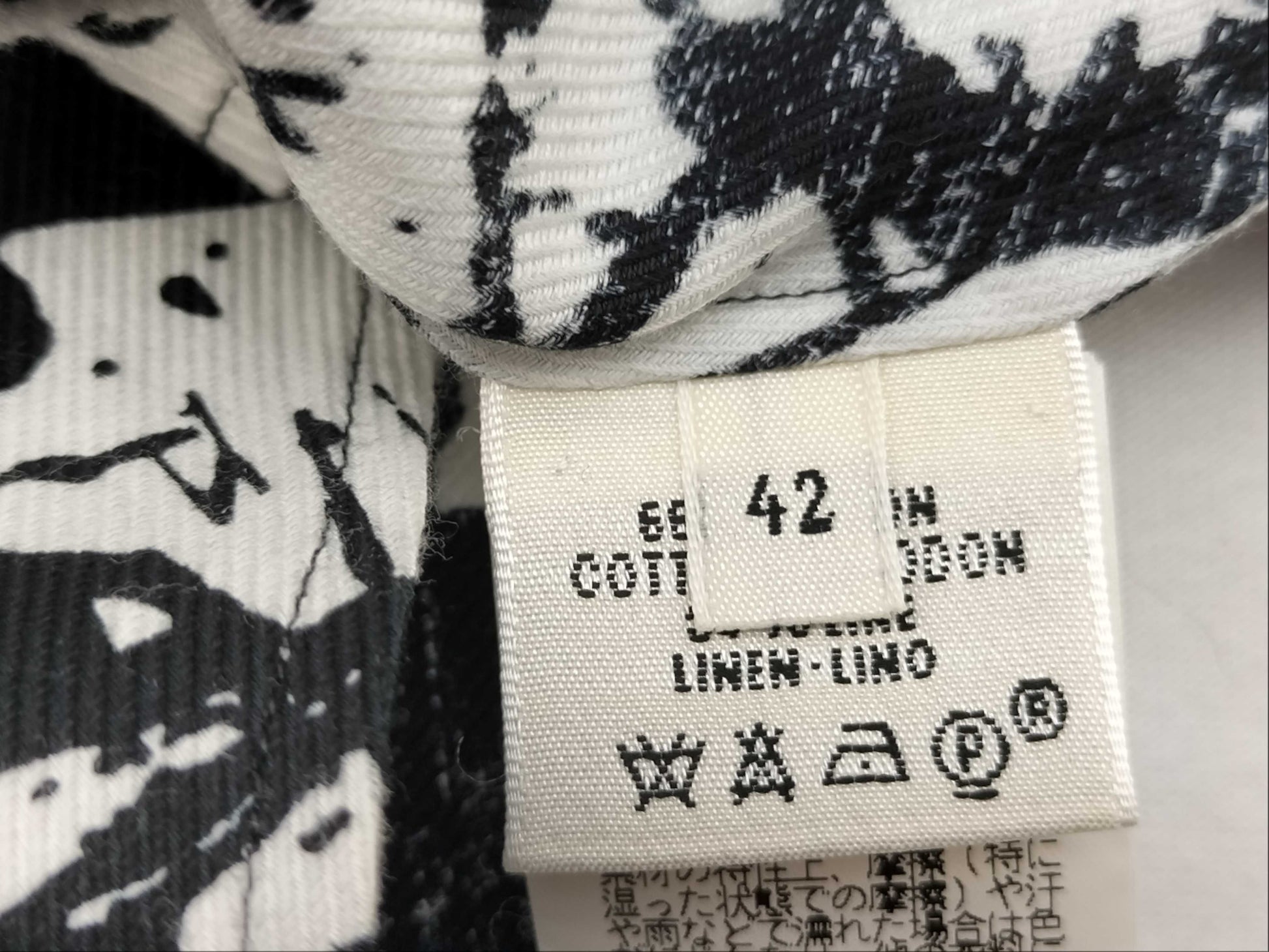 HERMES HERMES Margiela-era painted sleeveless vest