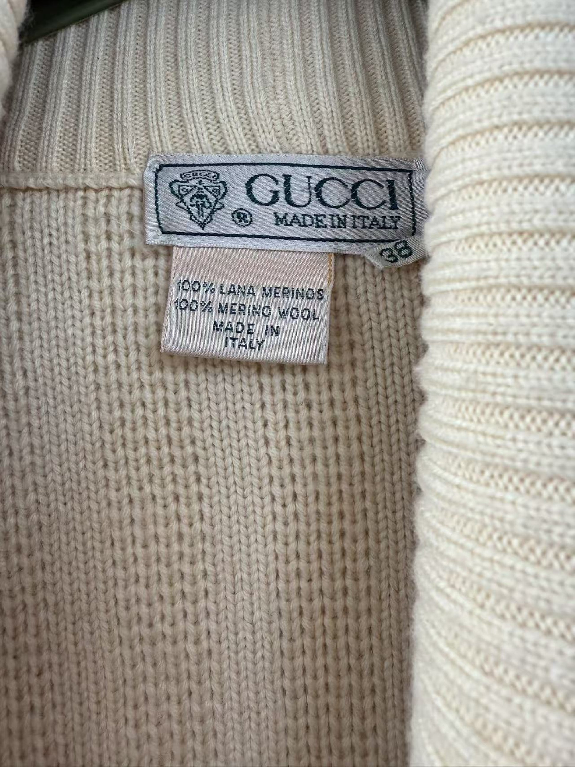 GUCCI GUCCI Merino wool knit top, size 38, made in Italy, coat