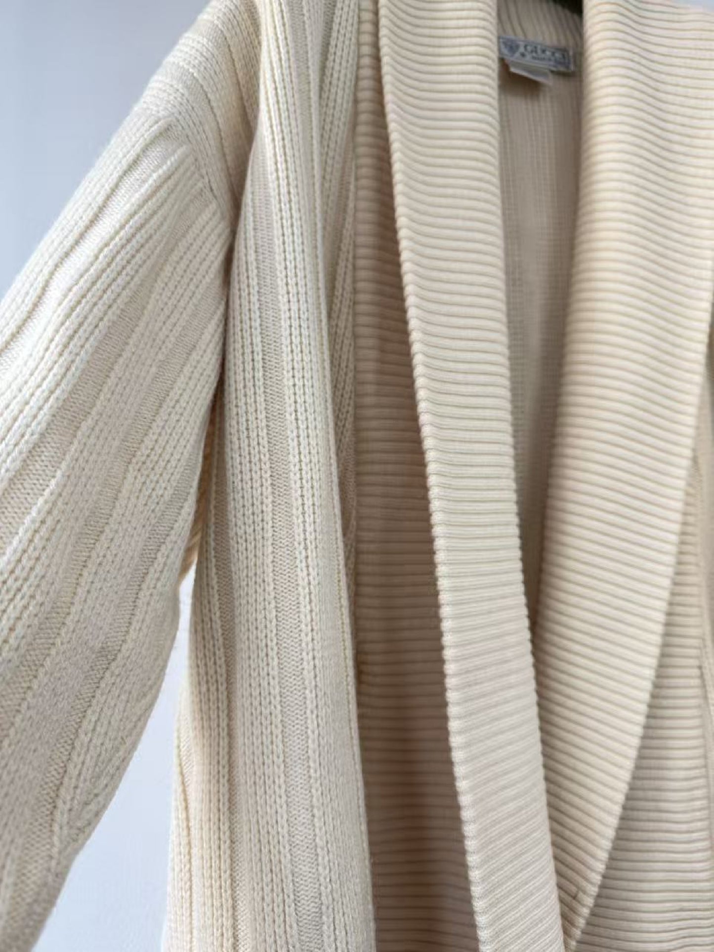 GUCCI GUCCI Merino wool knit top, size 38, made in Italy, coat