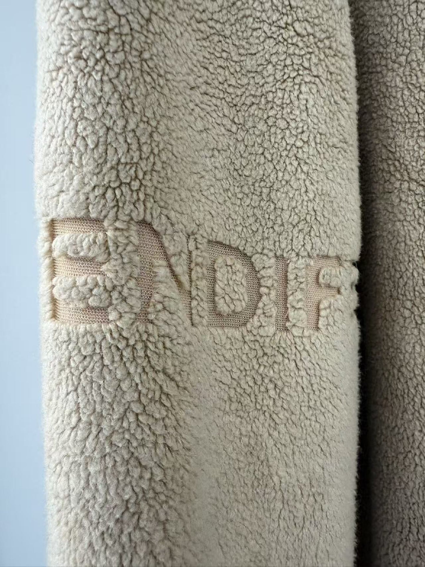 FENDI FENDI Made in Italy Logo Embroidered Hooded Boa Coat Beige Mid-Length Outerwear Coat