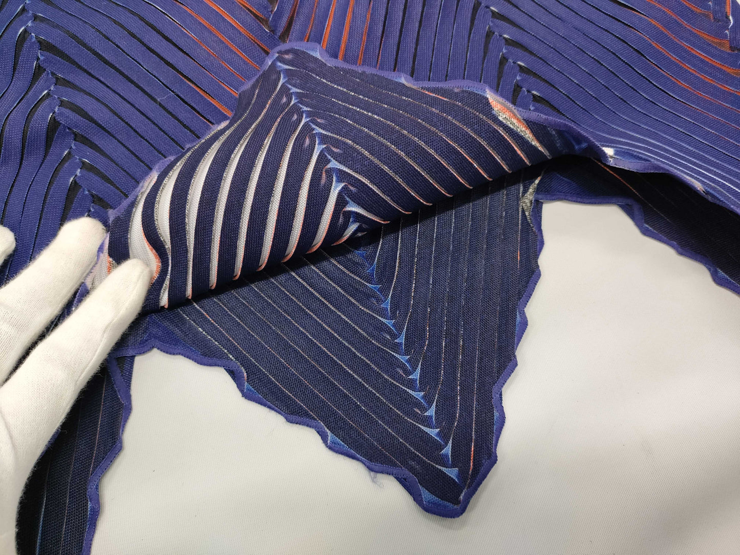 ISSEY MIYAKE Blue V-shaped Design Top