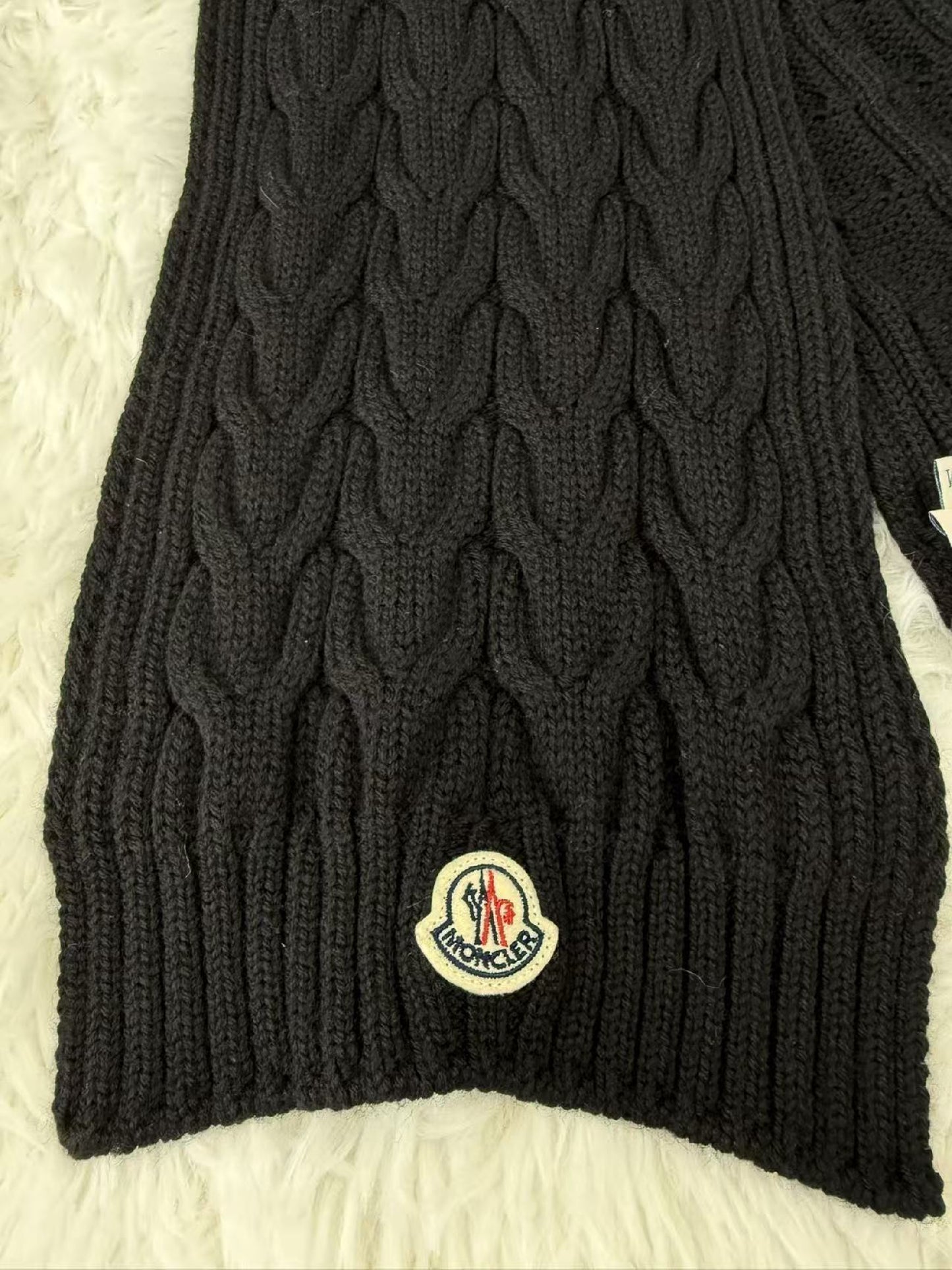 MONCLER Cable Knit 100% Wool Black M Scarf