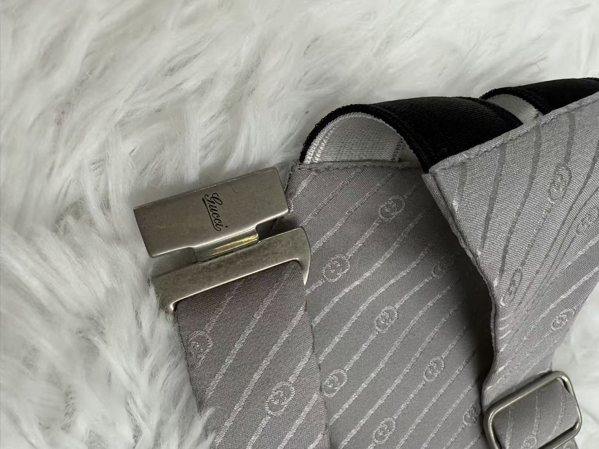 GUCCI Sash Belt with Web and GG Pattern, 100% Silk, Gray, Tag Included, Excellent Condition, Size M, Other Apparel