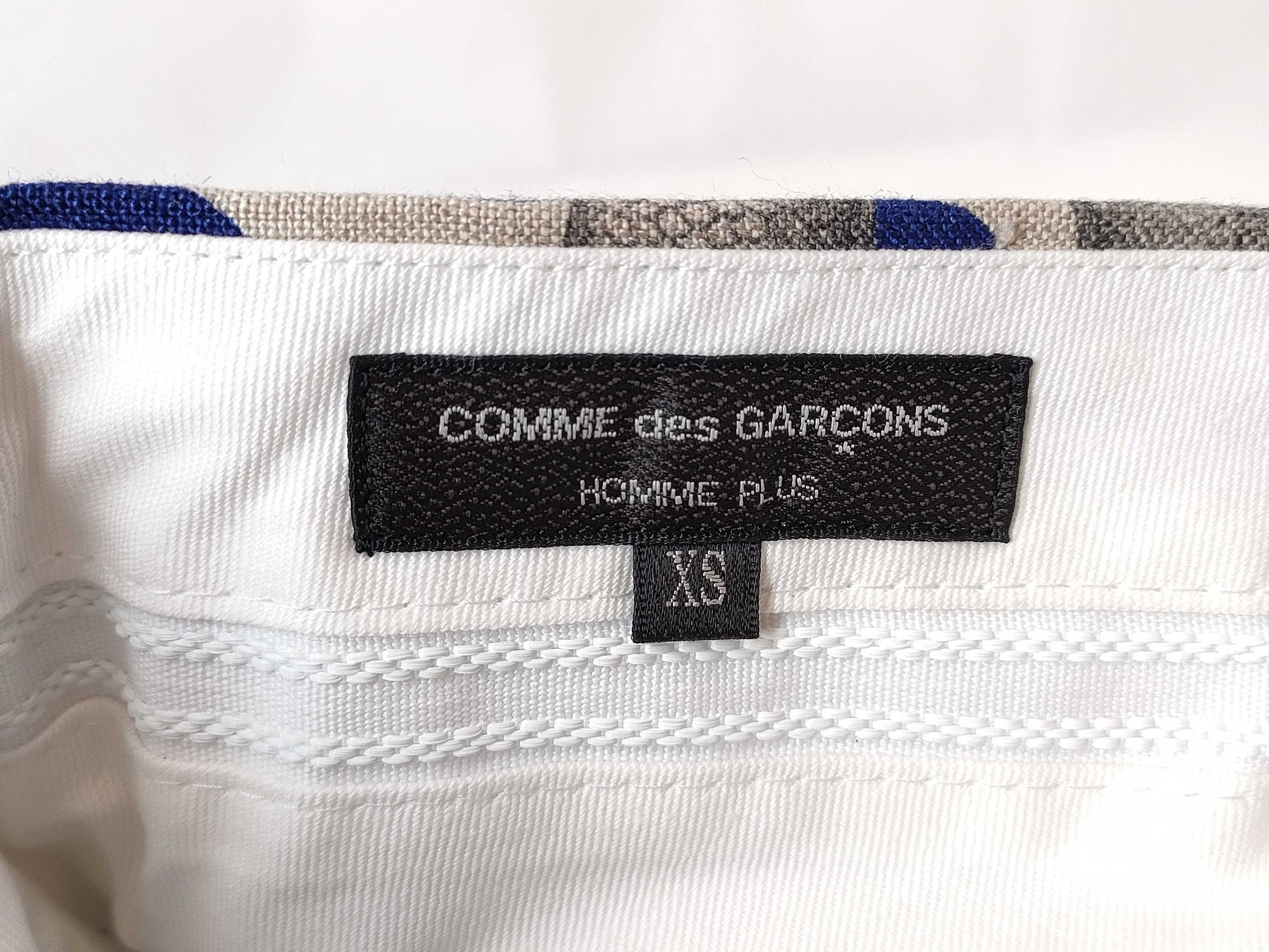 COMME des GARÇONS Comme des Garçons Homme Plus AD2016 Dot and Fish Print Shorts PS-P048 Beige XS Pants