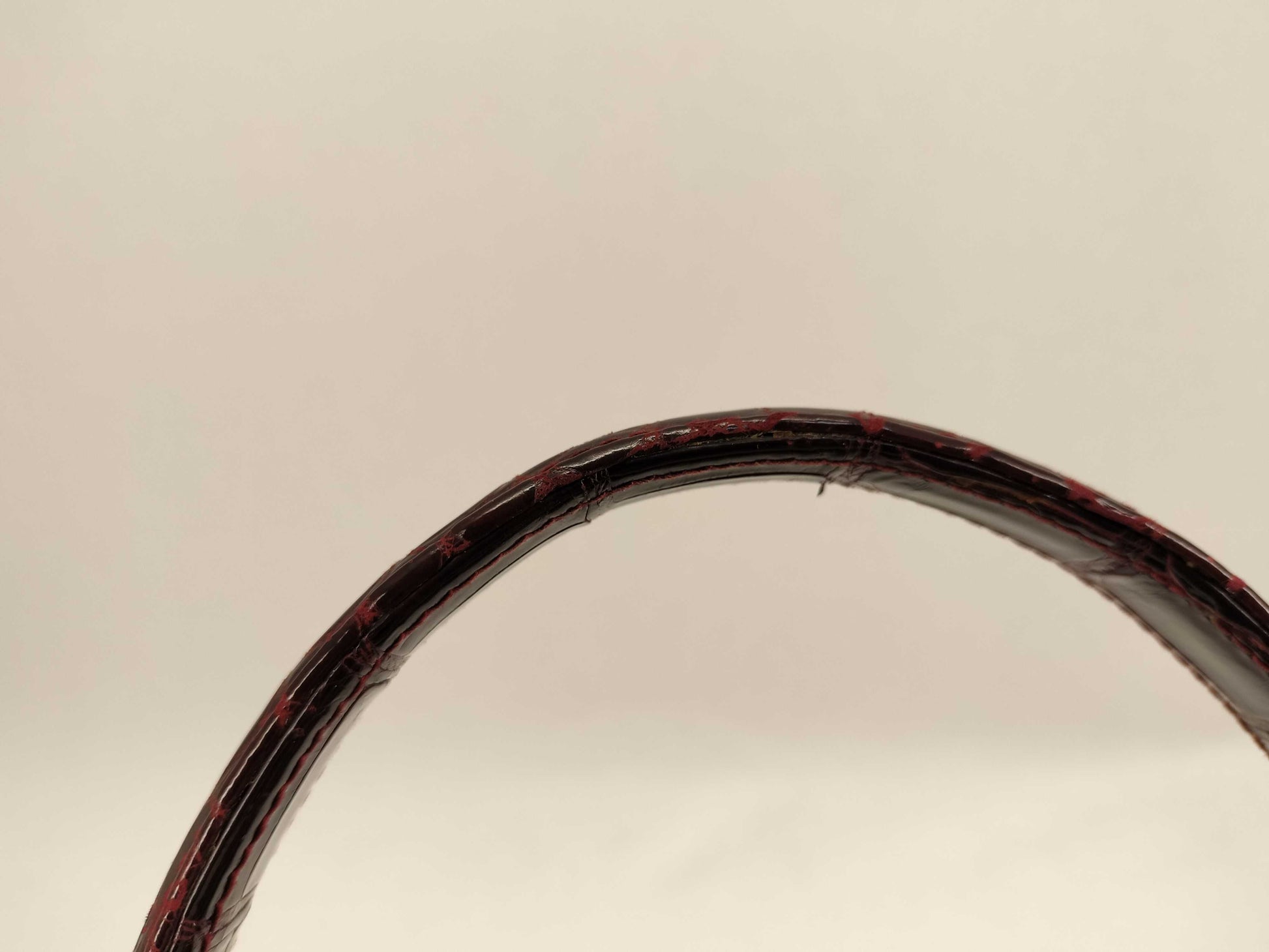 GUCCI Old Gucci Old Gucci Crocodile Handbag One Red Handbag