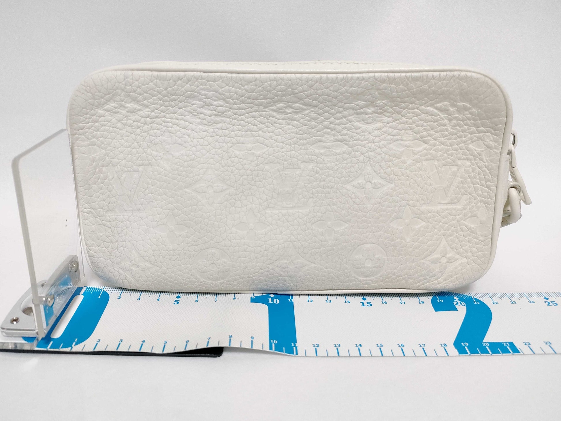 LOUIS VUITTON Monogram Empreinte Pochette Volga in Taurillon Leather M53551 Clutch Bag/Second Bag