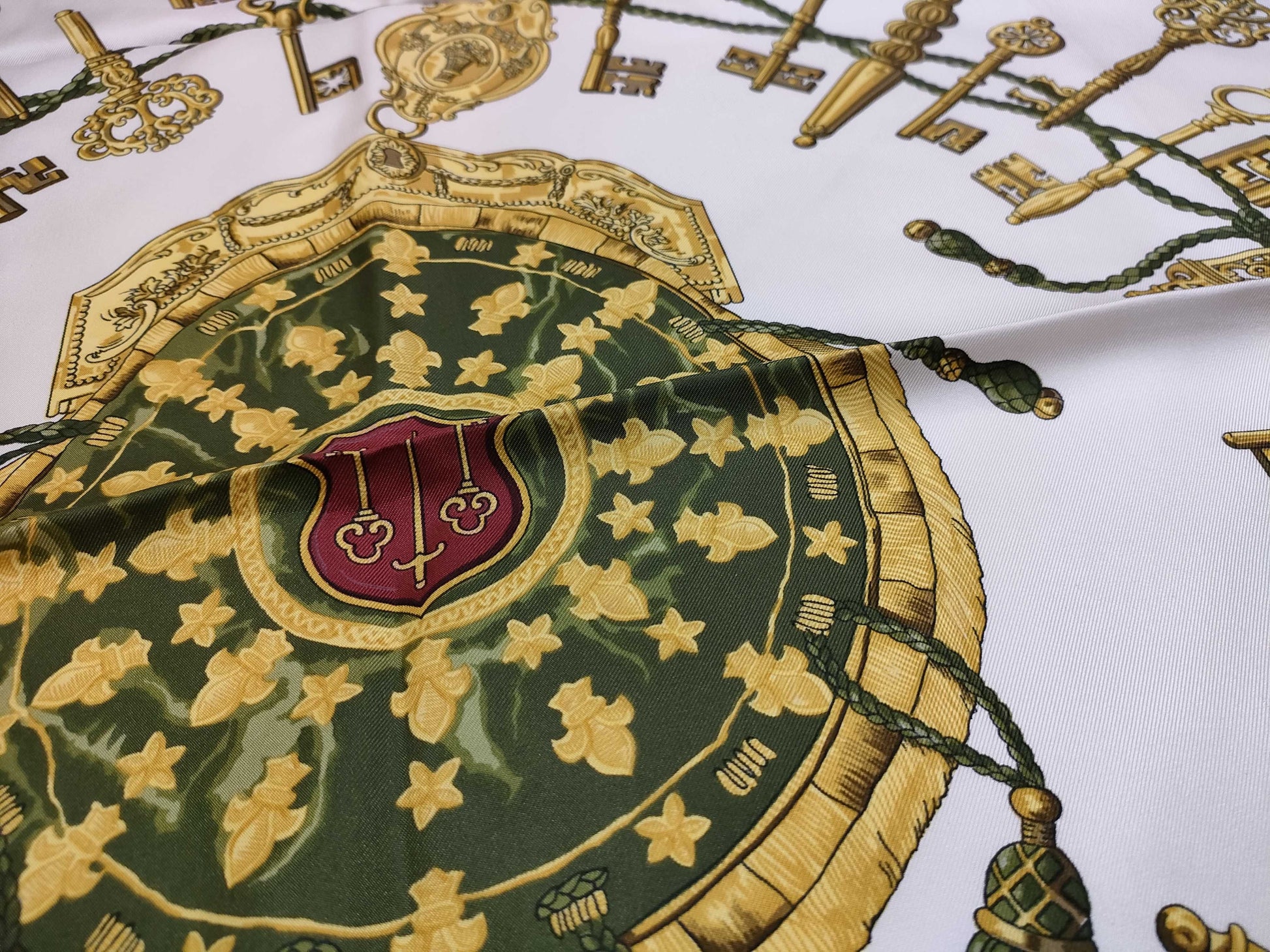 HERMES Carre HERMES Hermes Carre 90 Scarf Scarf