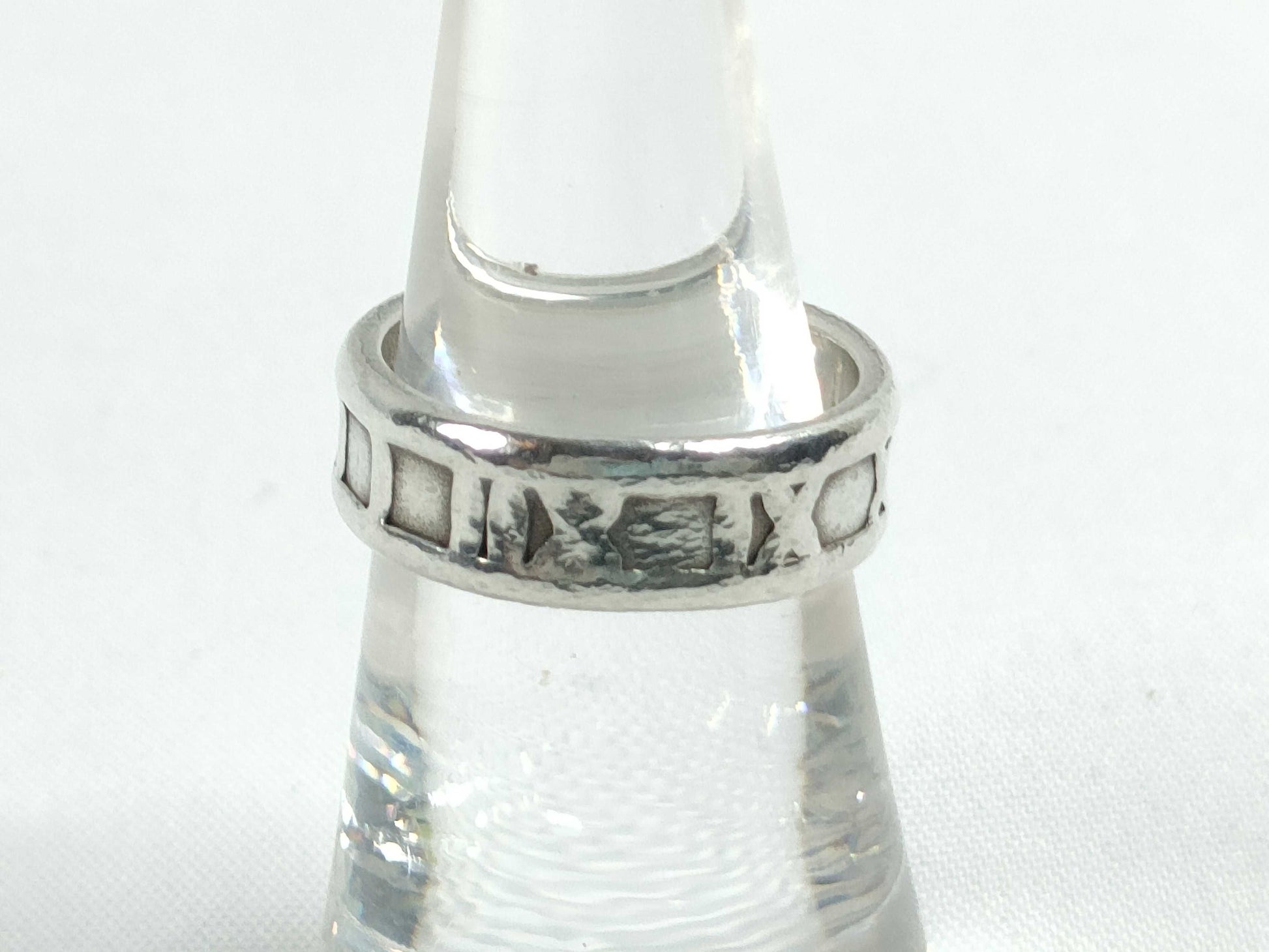 Tiffany & Co. Atlas Tiffany & Co. Atlas Ring, SV925, size 9