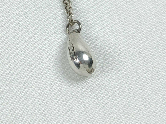 Tiffany & Co. Teardrop Necklace Tiffany & Co. Teardrop Necklace