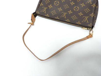 LOUIS VUITTON Monogram Accessoires Monogram AR0041 Pouch