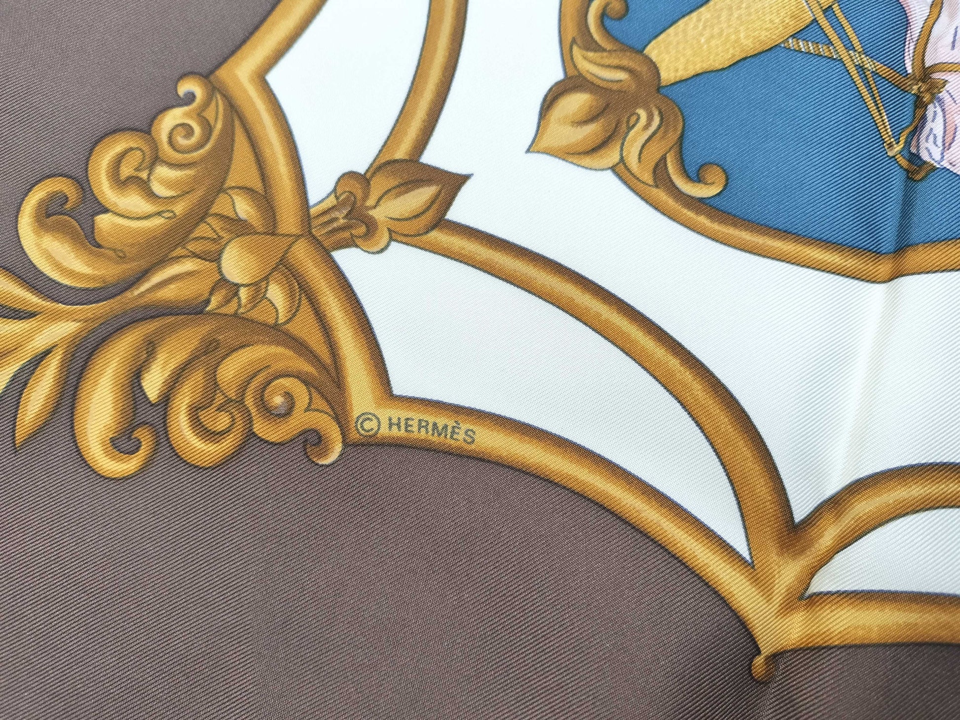 HERMES Carre HERMES Carre 90 Brown Scarf